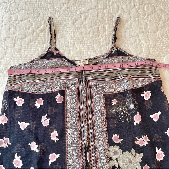 Umgee spaghetti strap blouse size large - Picture 5 of 7